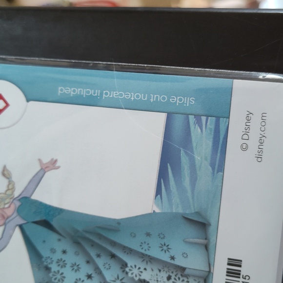 Frozen Elsa 3D Pop-Up Greeting Card - Picture 10 of 12